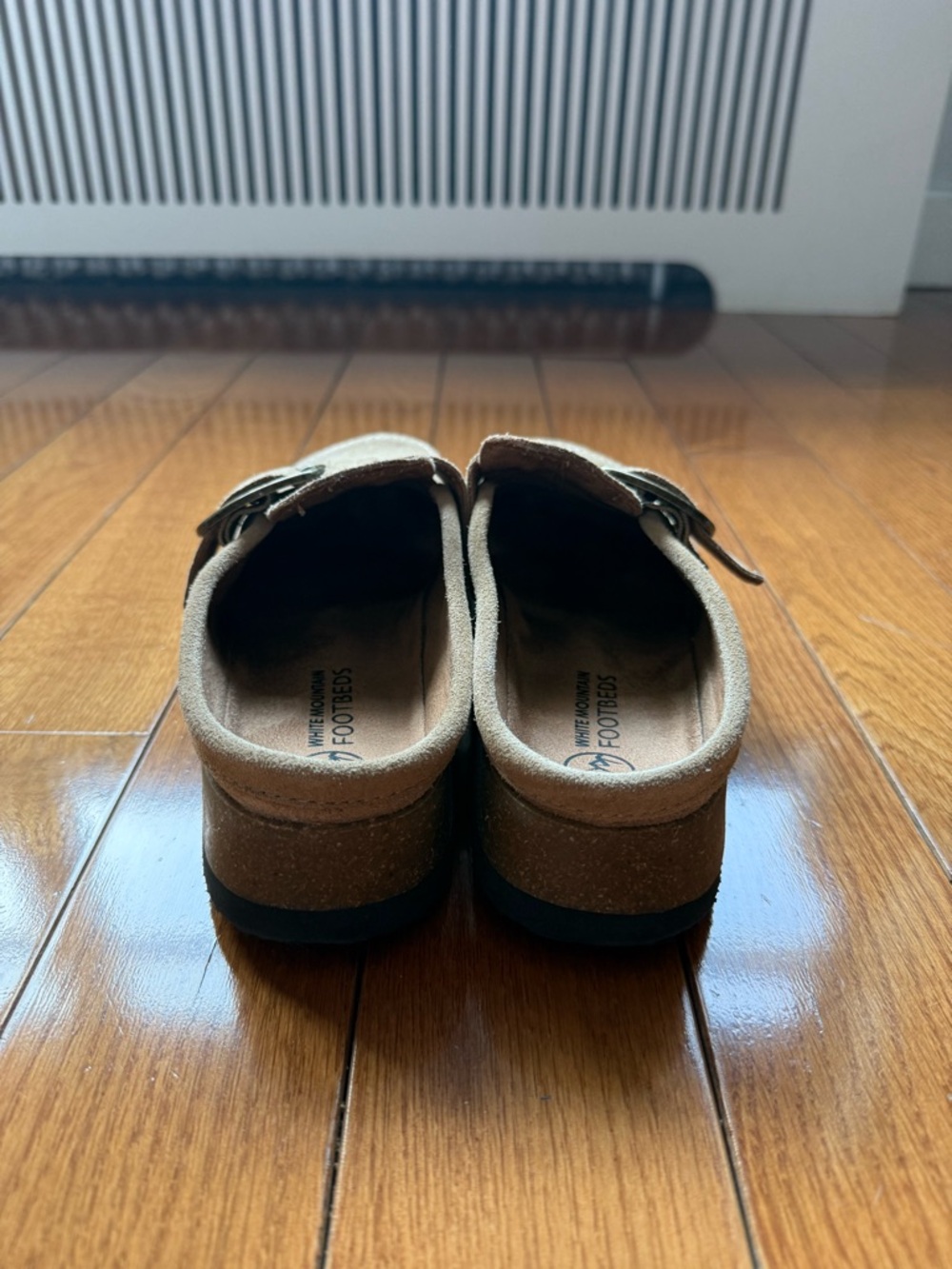 White Mountain Bueno Suede Footbeds Clog Mule Beach Wood Taupe Size 8 - Picture 11 of 13